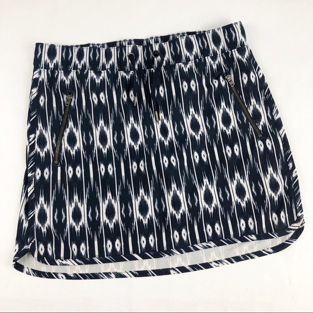 Athleta Reflection Stretch-in Skort, Ikat Pattern
